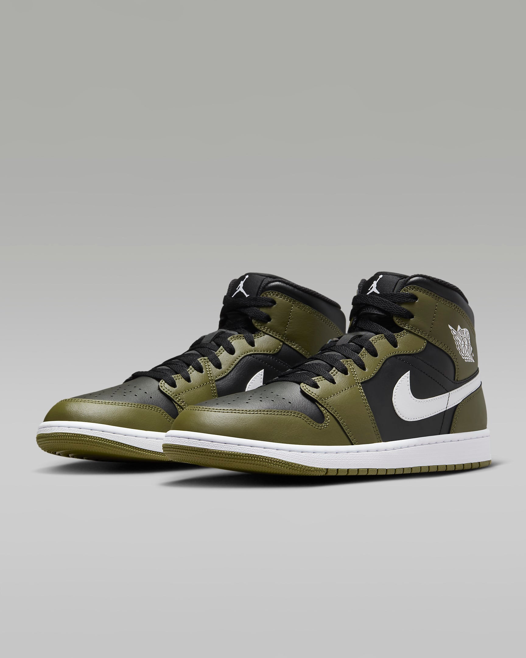 AIR JORDAN 1 MID - DQ8426