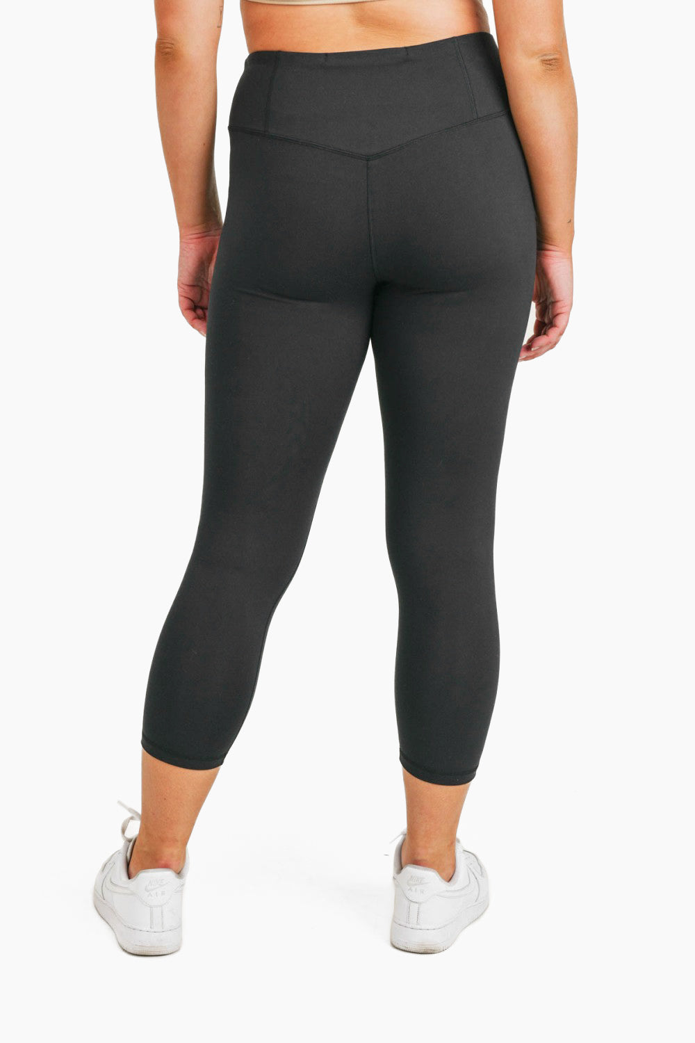Curvy Essential Highwaist Cropped Leggings with Back Pocket - APH-A0410-P