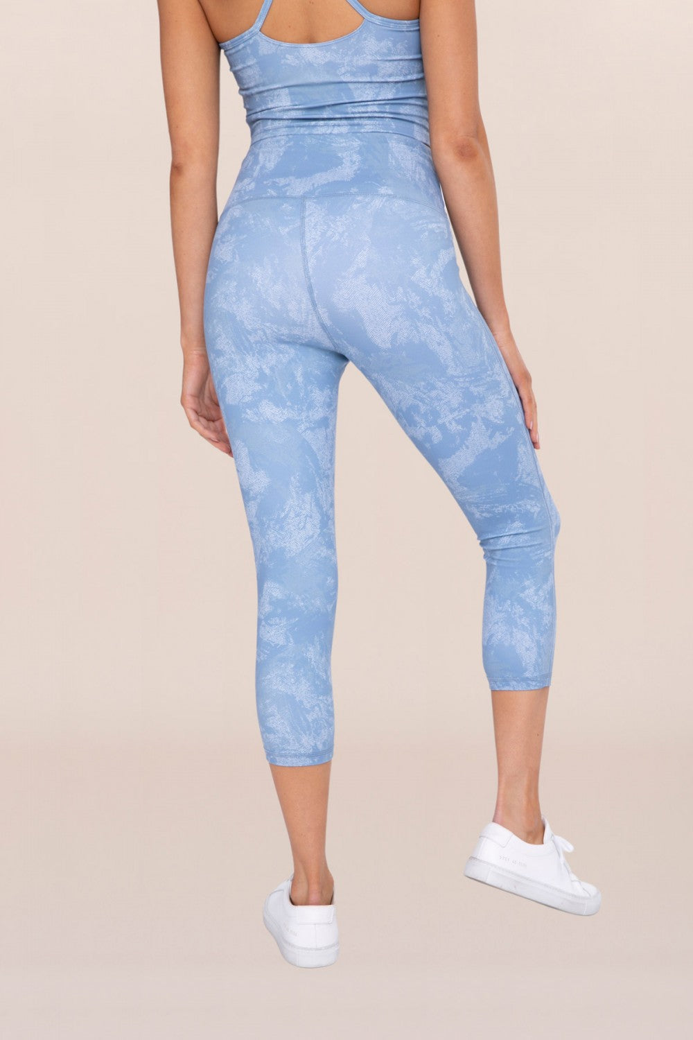 MARBLED HIGH-WAIST CAPRI LEGGINGS - APH-A1212