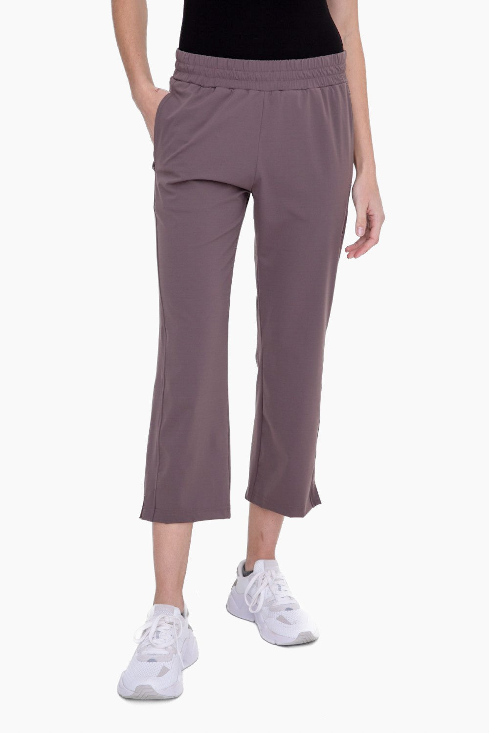 Graphene-Blend Capri Active Pants - APR7109