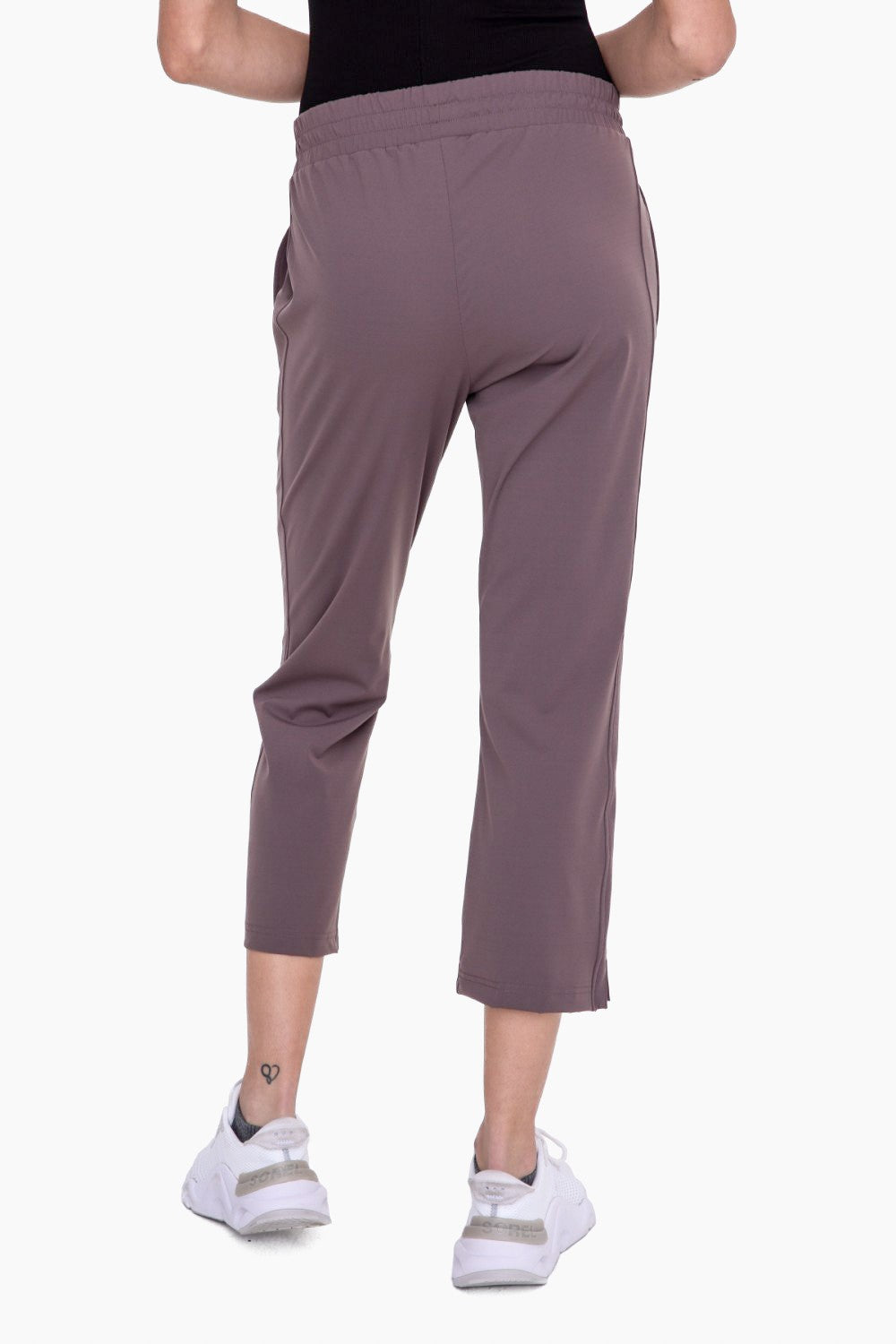 Graphene-Blend Capri Active Pants - APR7109