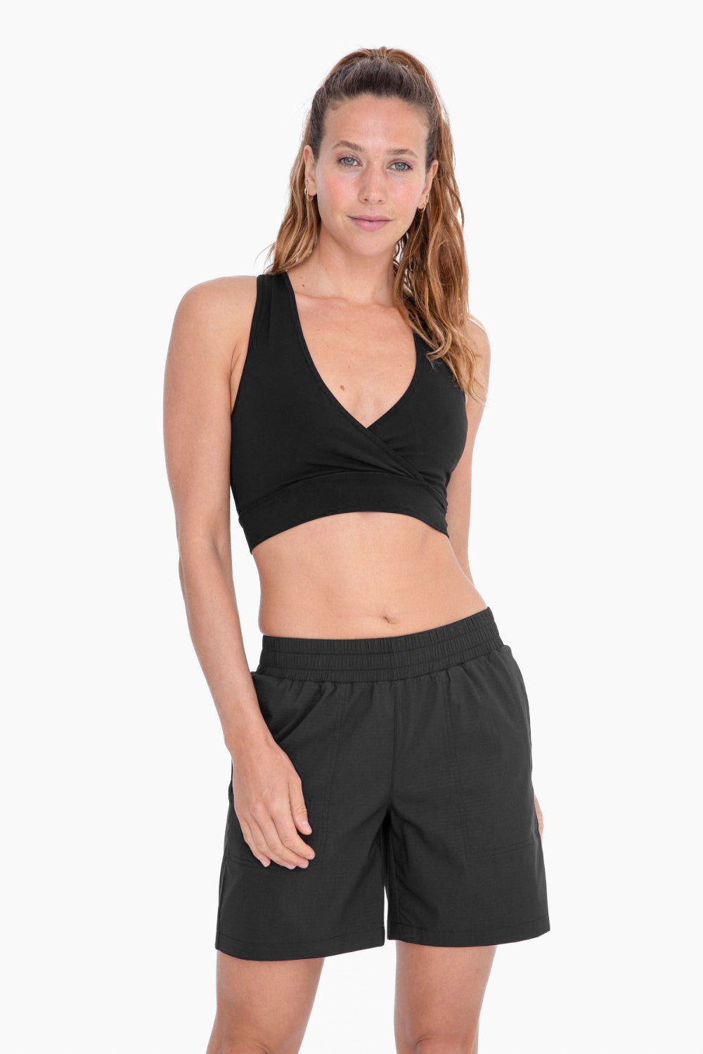 Crossover V-Neck Sports Bra - AT3211