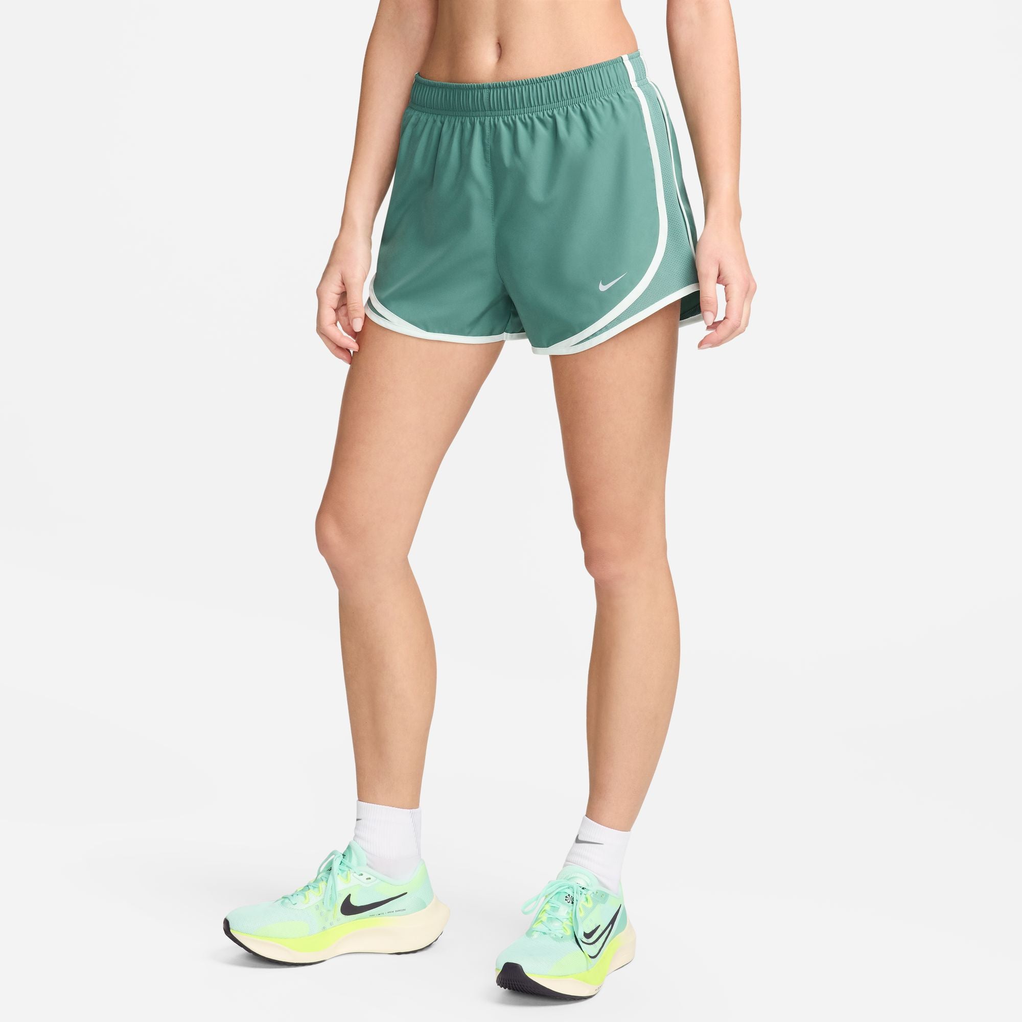 NIKE TEMPO WOMENS RUNNING SHORTS - CU8890