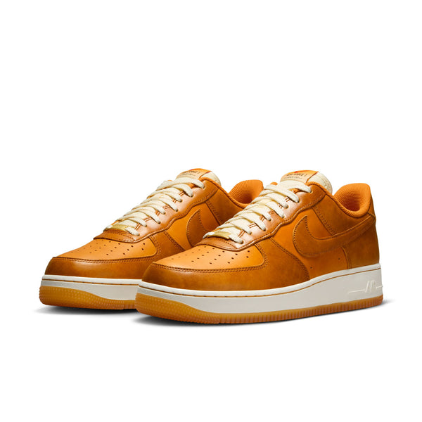 "AIR FORCE 1 '07 LV8 " - HQ3639