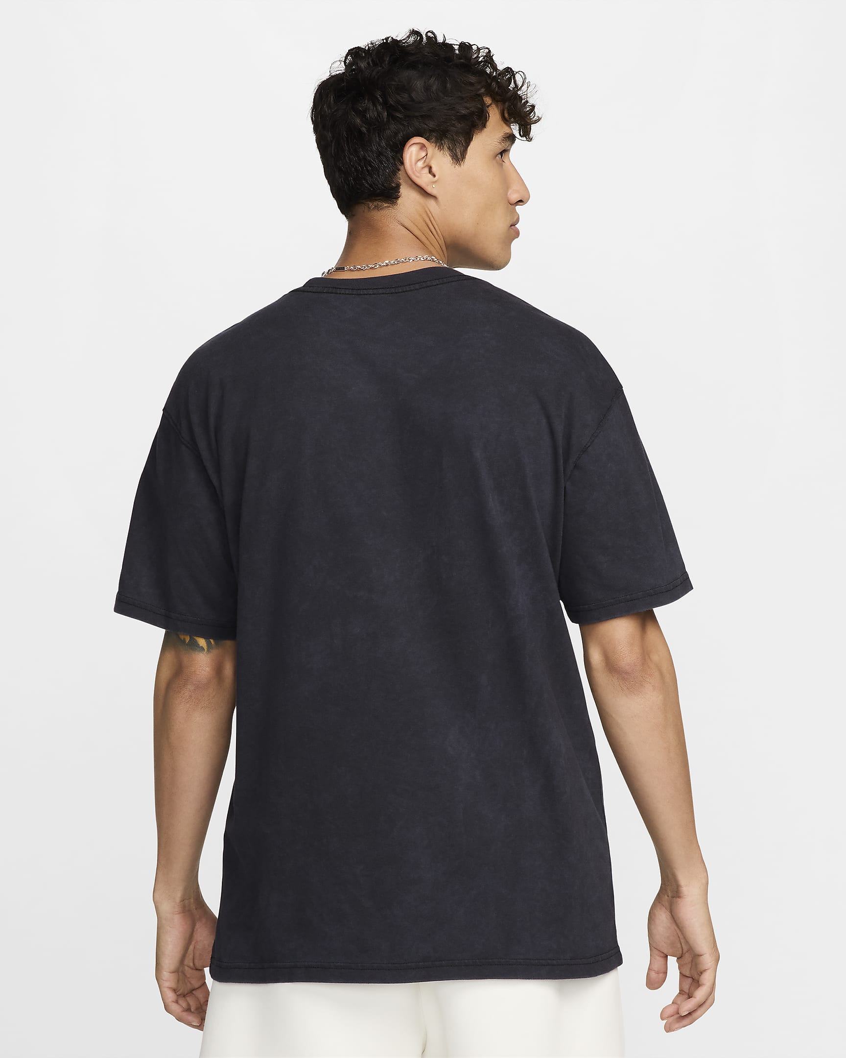 MENS NIKE SPORTSWEAR T-SHIRT - FZ5399