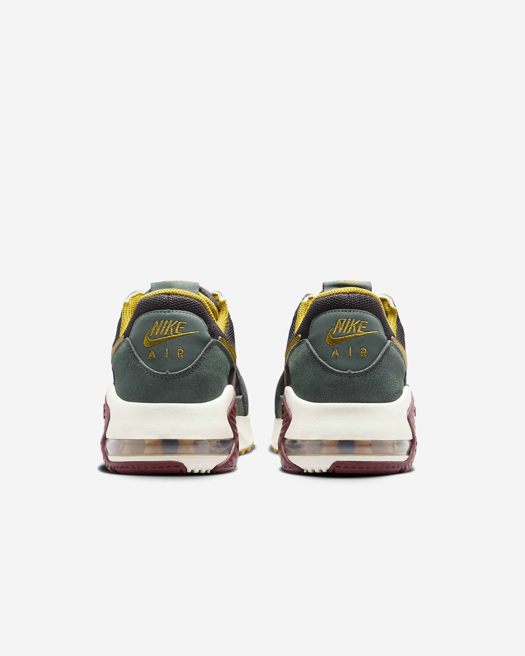 "NIKE AIR MAX EXCEE " - HQ3610