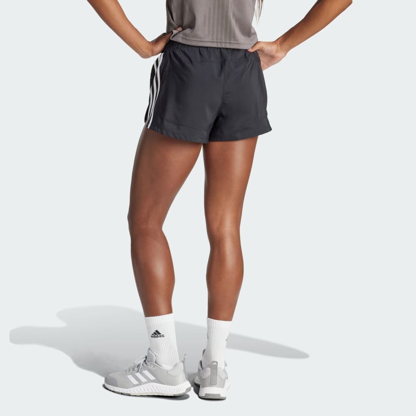 WOMENS PACER WOVEN SHORT - IQ0947