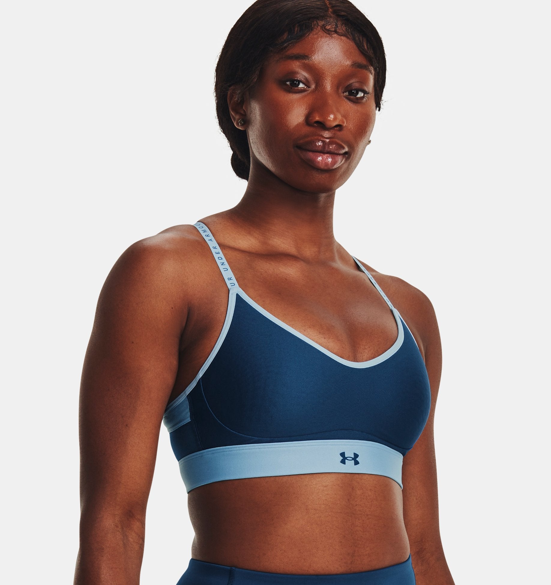 Women's UA Infinity Mid Covered Sports Bra  Sports bra, Under armour, Under  armour shop