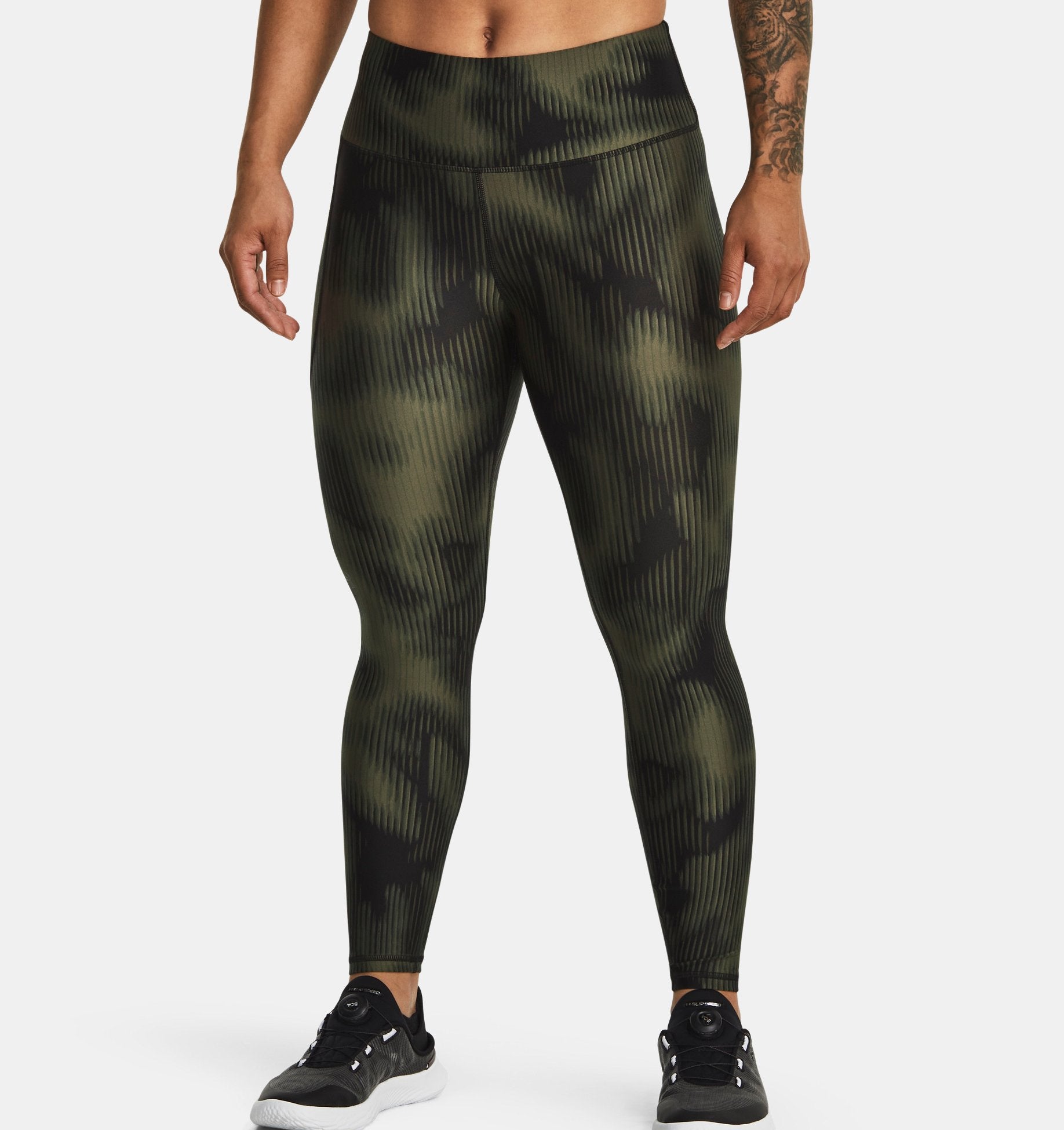 Women's HeatGear Armour Printed Ankle Leggings - 1365338 – The Sports Center