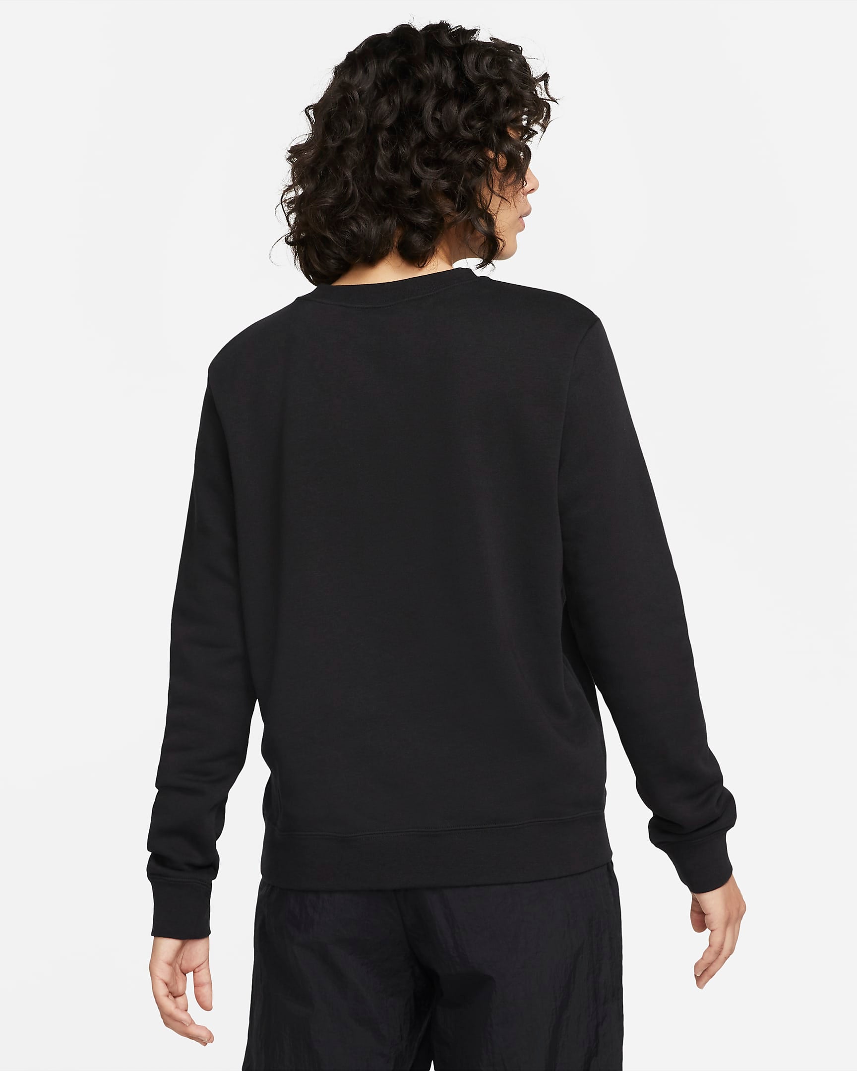 Women's Nike Sportswear Club Fleece Logo Crew-Neck Sweatshirt - DQ5832