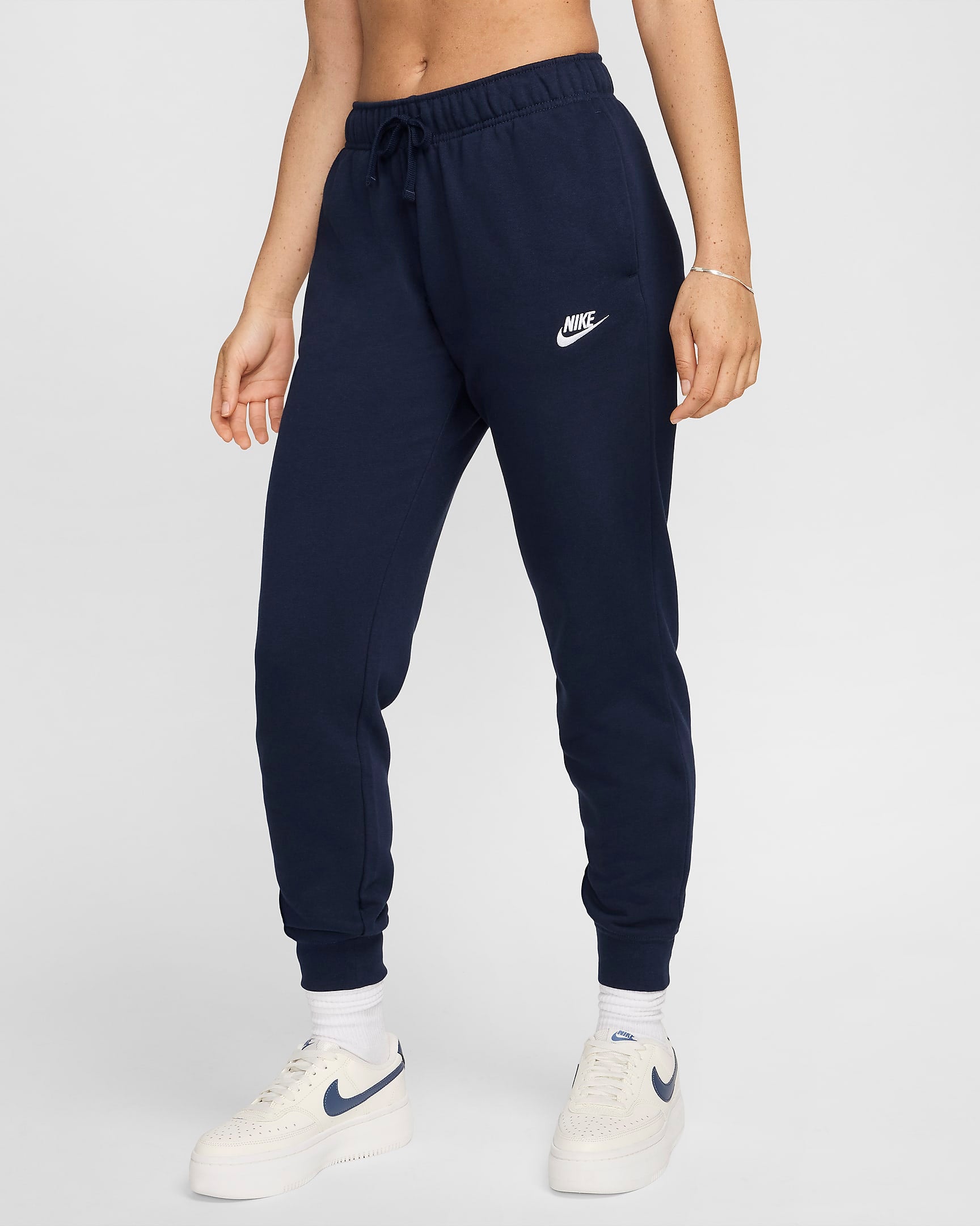 WOMENS CLUB FLEECE MID-RISE JOGGER - DQ5191