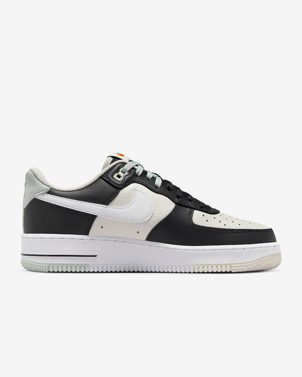NIKE AIR FORCE 1 '07 LV8 - FD2592 – The Sports Center