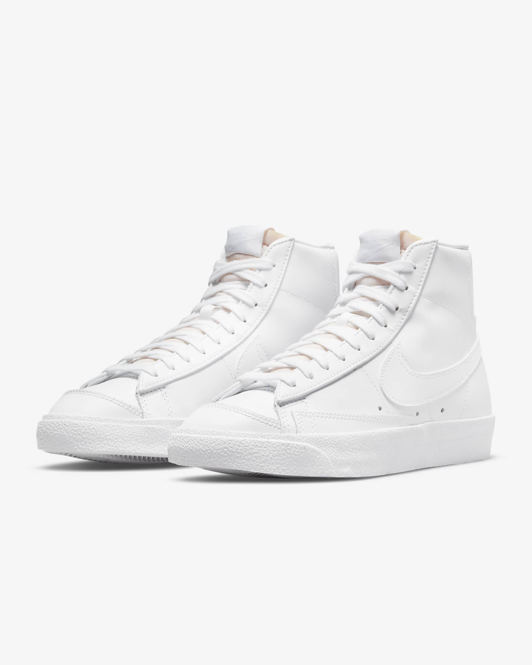 NIKE BLAZER MID '77 - CZ1055