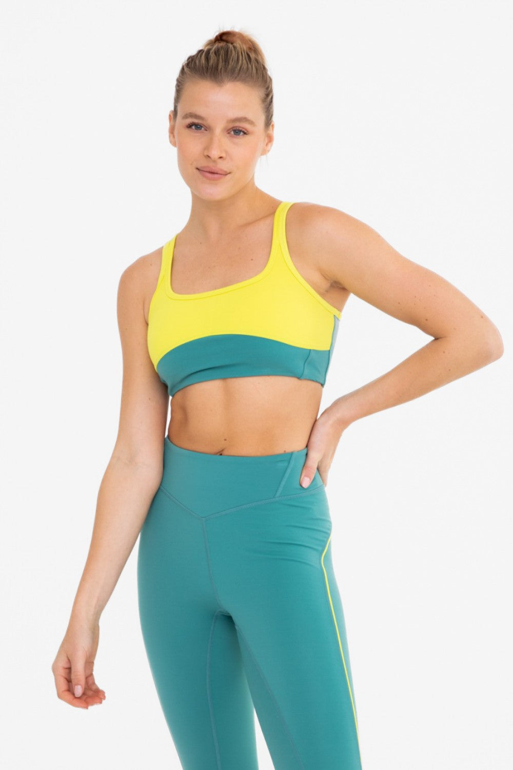 Open Back Color Block Sports Bra - AT3203