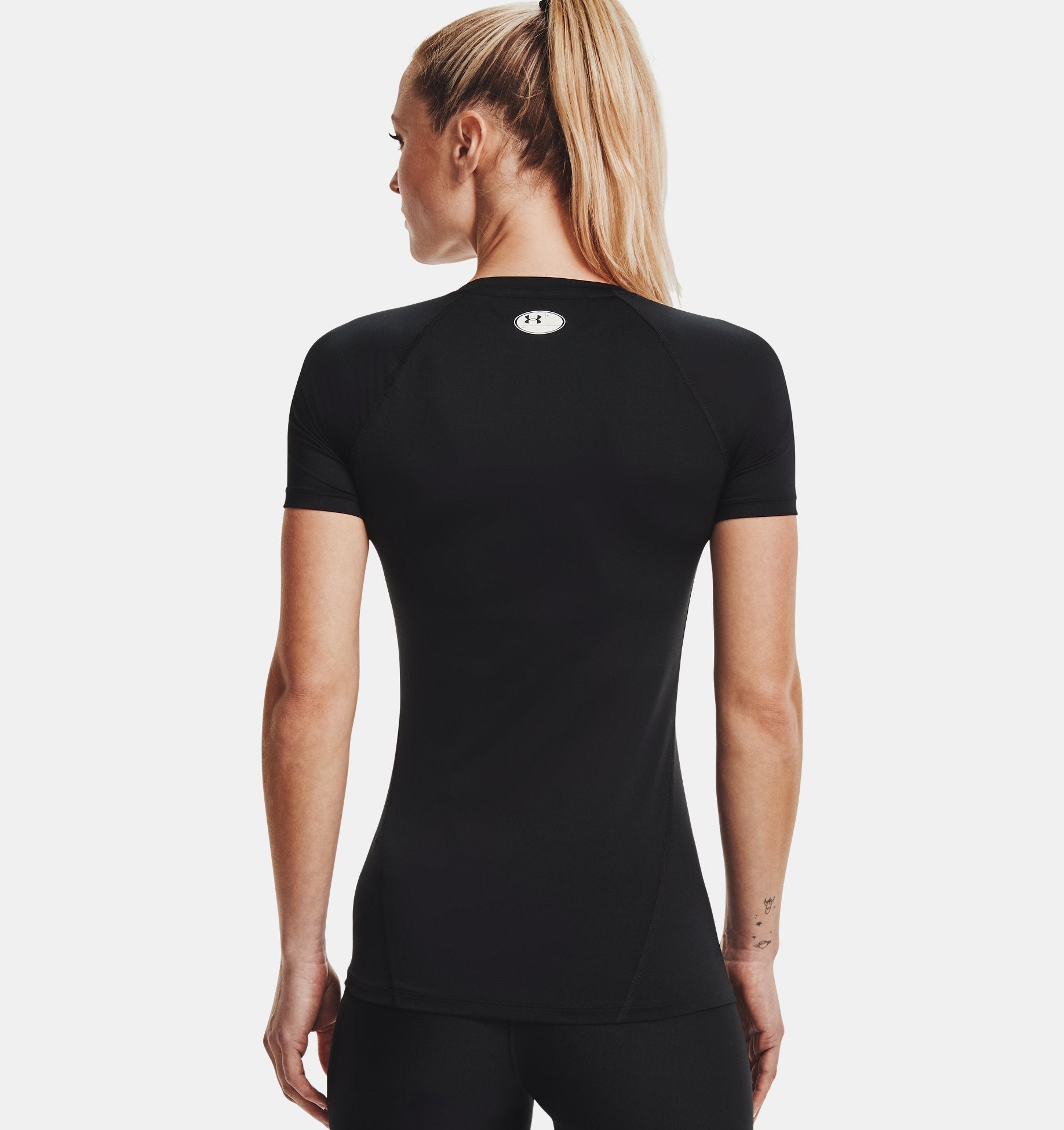 Women's HeatGear® Armour Compression Short Sleeve - 1365460 – The Sports  Center